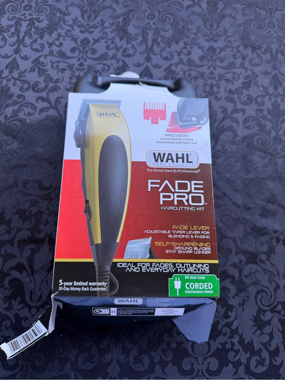 WAHL Fade Pro Haircutting kit 
85-inch corded